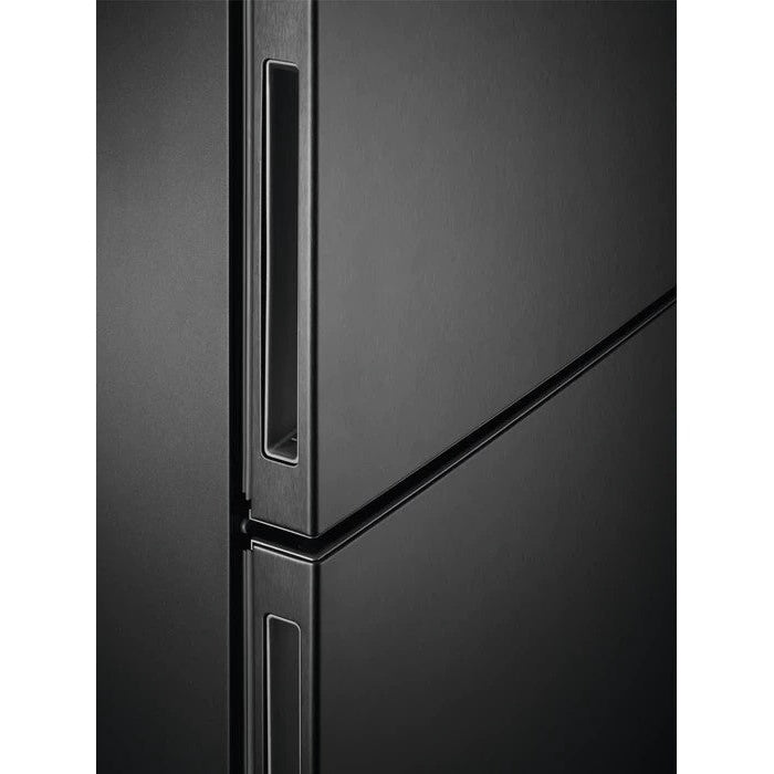 AEG_RCB646E3MB_Koelkast_3