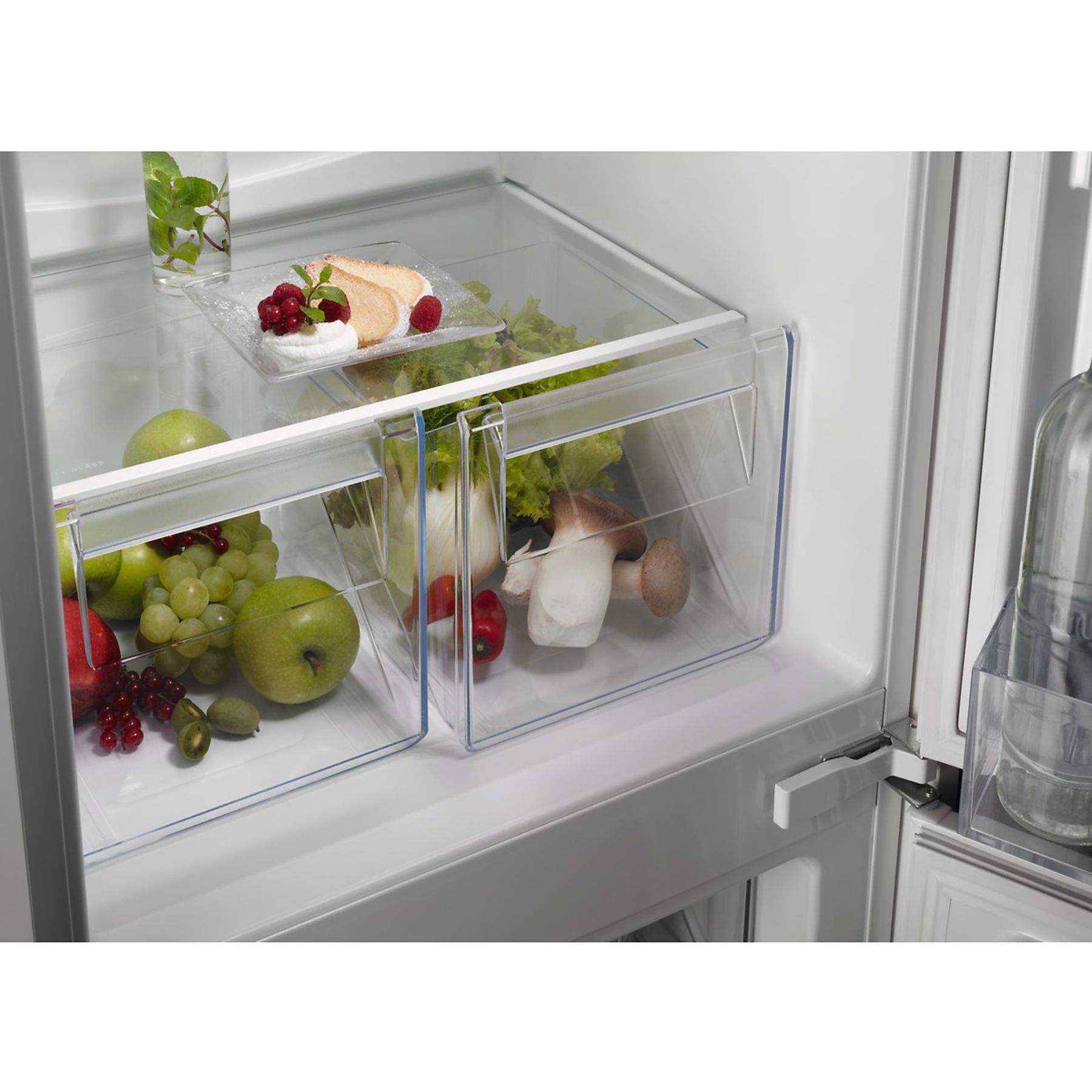 AEG OSC6N181ES – Koel-vriescombinatie – No Frost – Stil – Inbouw – 257L inhoud
