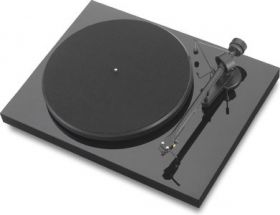 Pro-Ject DEBUT III